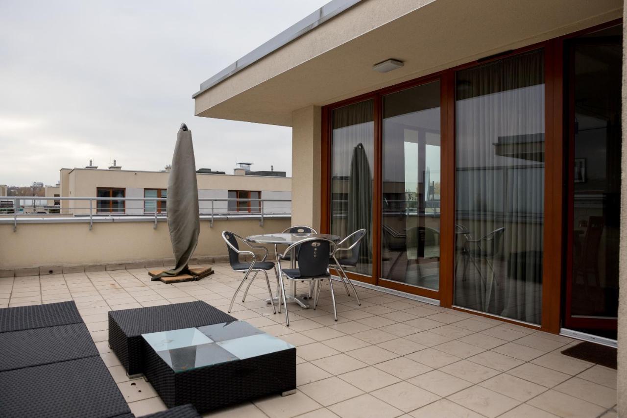 Hlonda Deluxe Apartment With Terrace Varsóvia Exterior foto